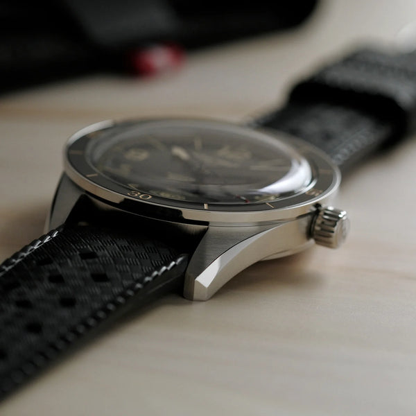 Echo/Neutra 1956 3H Black