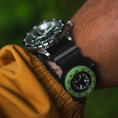 Marathon Glow-In-The-Dark Clip Compass CO194005-BK