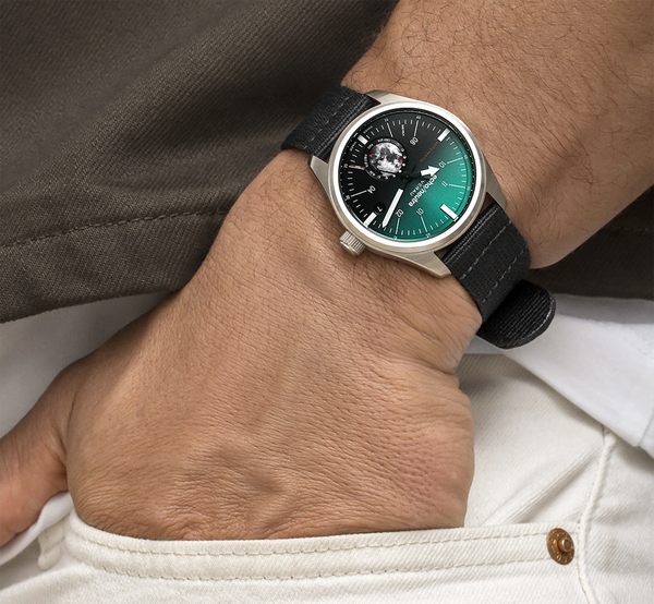 Echo/Neutra Averau 39 Moon Phase Big Moon Green Degrade