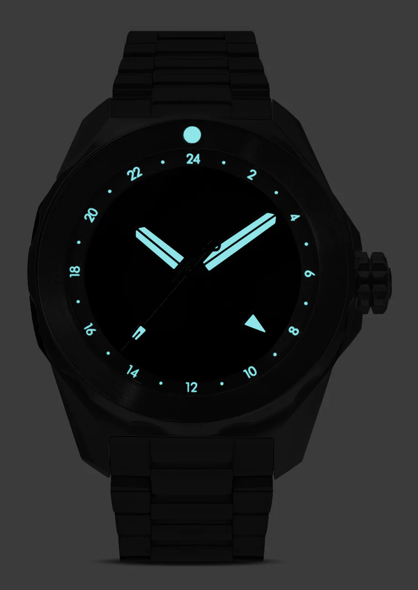 BOLDR Odyssey 40 GMT The Black Dragonfish