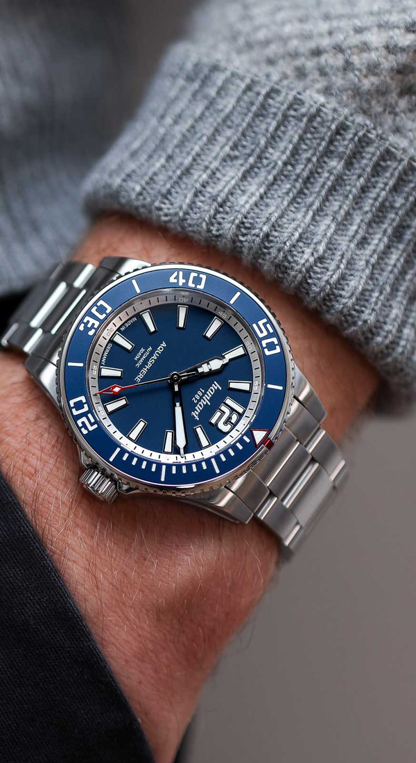 Hanhart Aquasphere FreeFall Blue