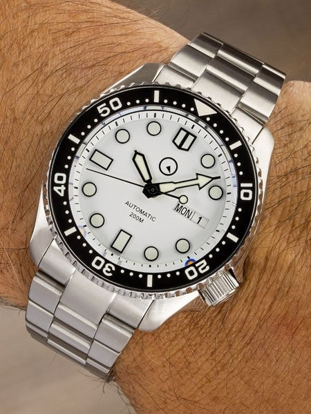 Islander Watch Automatic Dive Watch White Dial #ISL-35