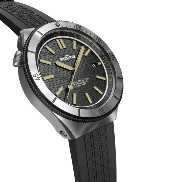 Fortis Marinemaster M-44 Black Resin