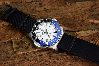 Formex REEF GMT White Bicolor Ceramic Bezel (Pre-owned)