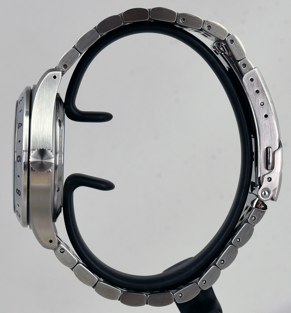 Seiko 5 GMT SSK023K1 (Pre-owned)