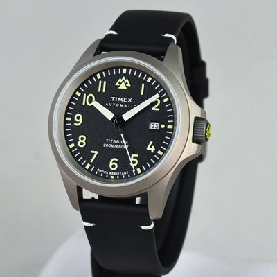 Timex Expedition North Titanium TW2V54000 (Pre-owned)