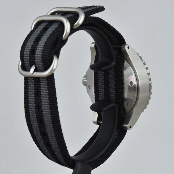 Helm Komodo Black (Pre-owned)