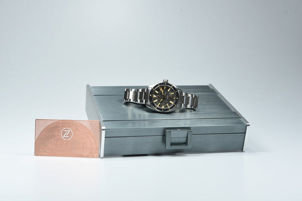 Zelos Horizons 43mm Forged Carbon (Pre-owned)