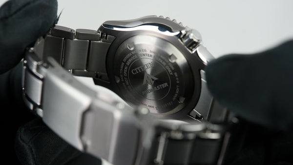 Citizen Promaster Super Titanium NY0100-50XE (Pre-owned)