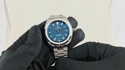 Formex Essence FortyThree Chronometer Blue (Pre-owned)