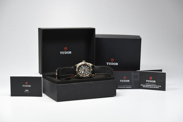 Tudor Black Bay Bronze M79250BA-0001 (Pre-owned)