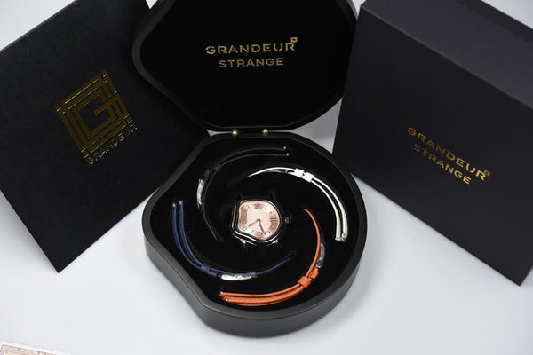 Grandeur Strange V2 Solar Flame (Pre-owned)