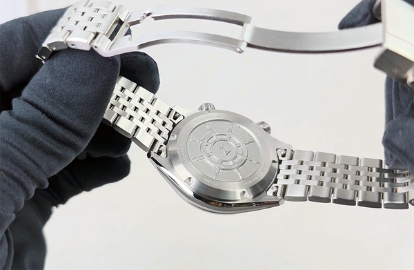 Zelos Helmsman Frost (Pre-owned)