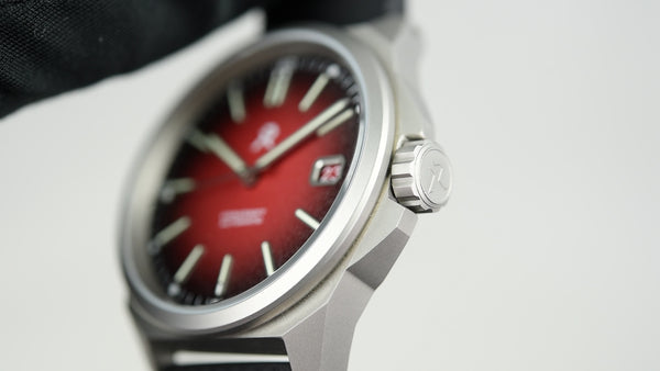 Reise RZE Resolute Red (Pre-owned)