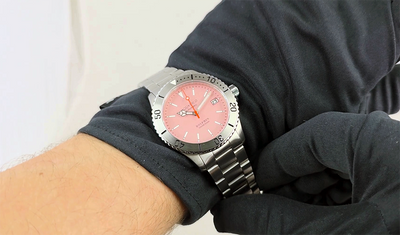 Aquatico Dolphin 39mm Automatic Dive Watch Pink (Pre-owned)