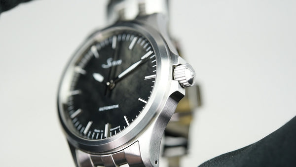 Sinn 556 I Mother-of-pearl S 556.0105 (Pre-owned)