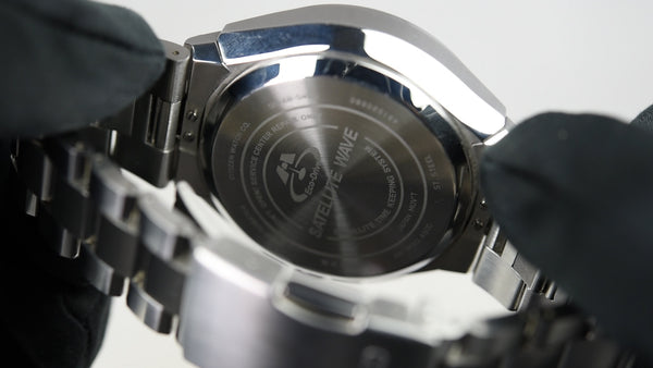 Citizen Satellite Wave GPS CC1090-52E (Pre-owned)