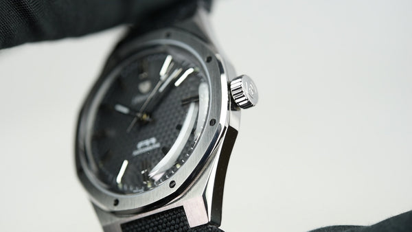 Nivada F77 Titanium Anthracite 68006A77-BC (Pre-owned)