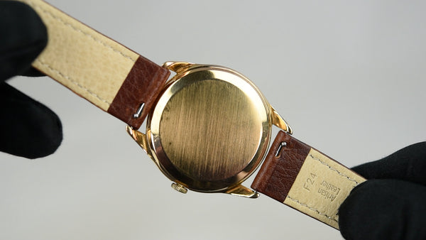 Omega 2619 18kt gold (Pre-owned)