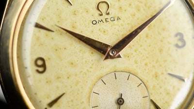 Omega 2619 18kt gold (Pre-owned)