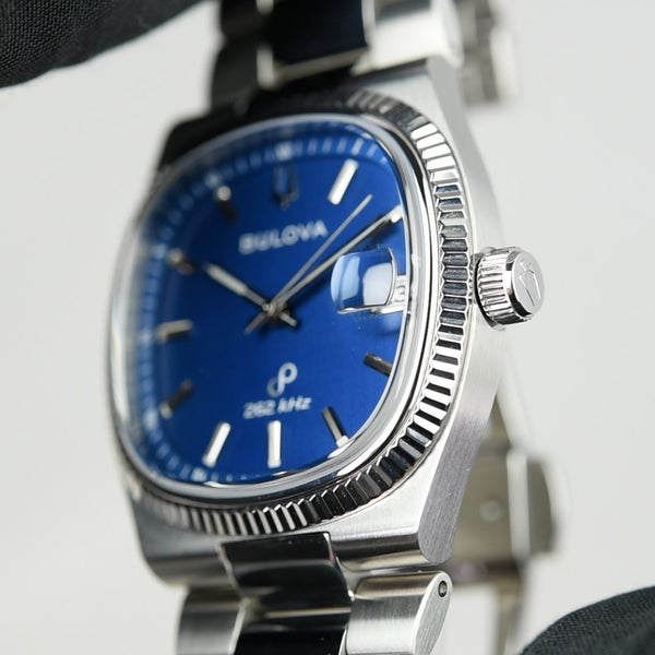Bulova Super Seville 96B440 (Pre-owned)