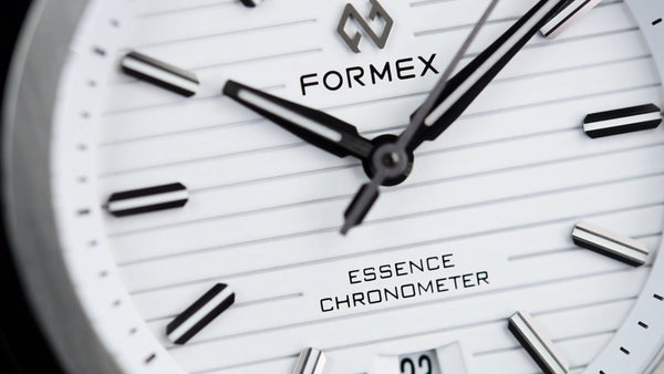 Formex Essence ThirtyNine Chronometer White (Pre-owned)