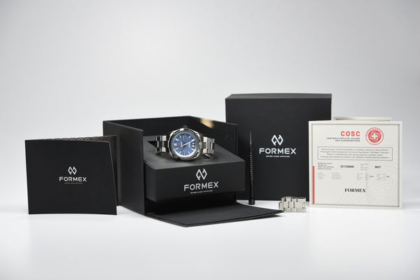 Formex Essence ThirtyNine Chronometer Mother-Of-Sky (Pre-owned)