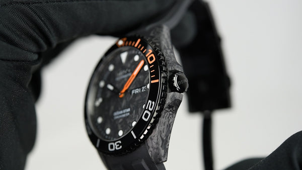 Mido Ocean Star 200C Carbon Chronometer Limited Edition M042.431.77.081.00 (Pre-owned)