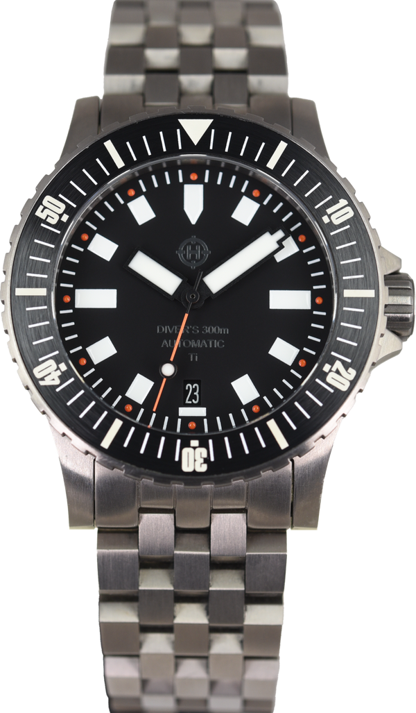 Helm Vanuatu Titanium (Pre-owned)