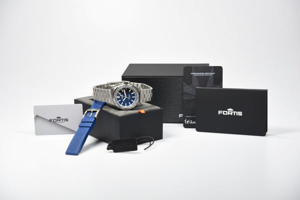 Fortis Marinemaster M-44 COSC Ocean Blue (Pre-owned)