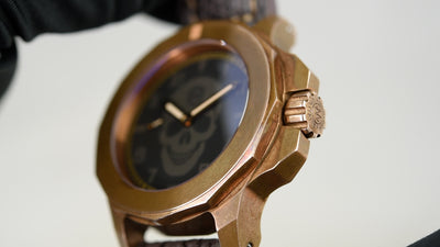 Montres Militaire Officier de Marine Bronze Skull (Pre-owned)