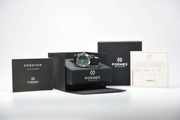 Formex Essence ThirtyNine Chronometer Green (Pre-owned)