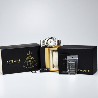 Revelot R10 Admiral GMT Arctic White (Pre-owned)