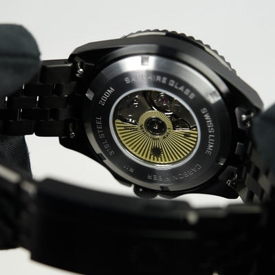Revelot Hexmariner 39 Marble Carbon Black DLC (Pre-owned)