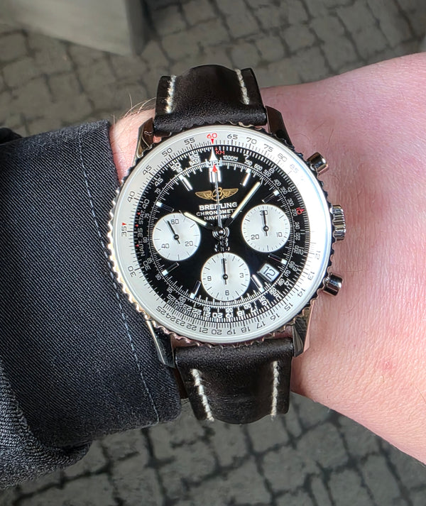 Breitling Navitimer A23322 (Pre-owned)