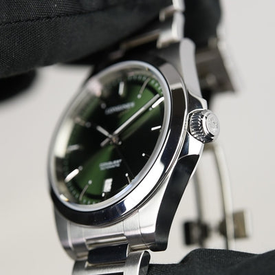 Longines Conquest 38mm L3.720.4.02.6 (Pre-owned)