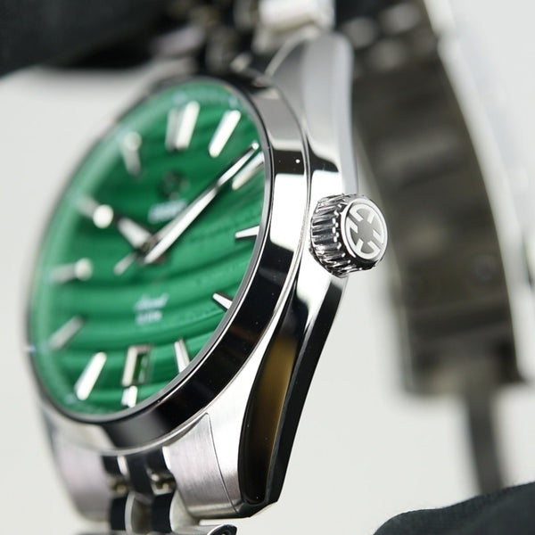 Erebus Ascent 39mm Malachite (Pre-owned)
