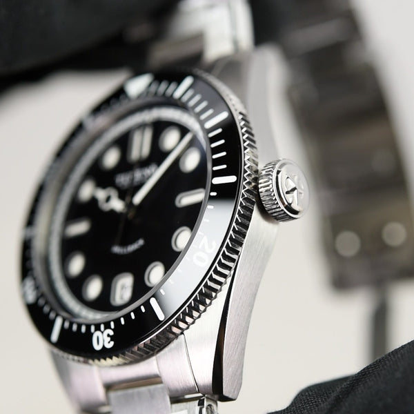 Tuseno Shellback V2 Black (Pre-owned)