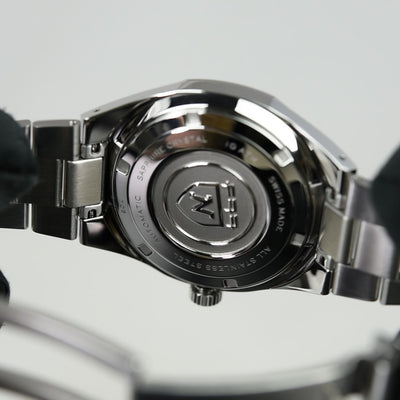 Nivada F77 SST White MK2 38mm 69014A77 (Pre-owned)