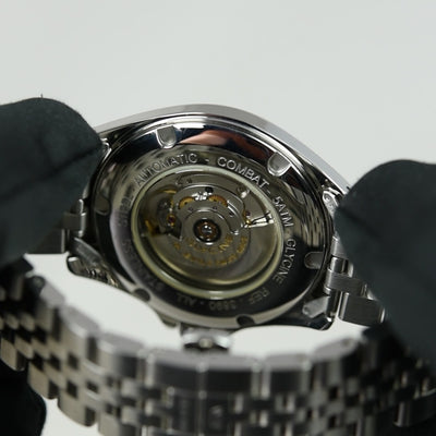 Glycine Combat 6 3890 (Pre-owned)
