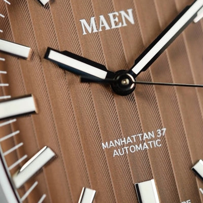 Maen Manhattan 37 Salmon No Date MKI (Pre-owned)