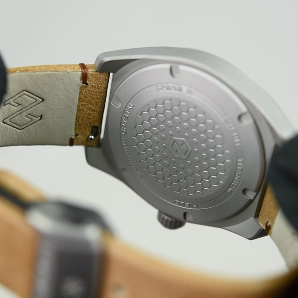 Formex Field 40mm Golden Honey (Pre-owned)