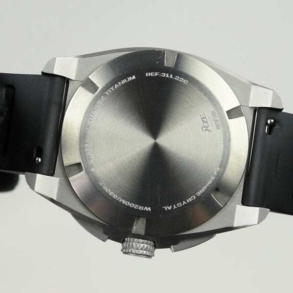 RZE Valour Chronograph Crusader White (Pre-owned)