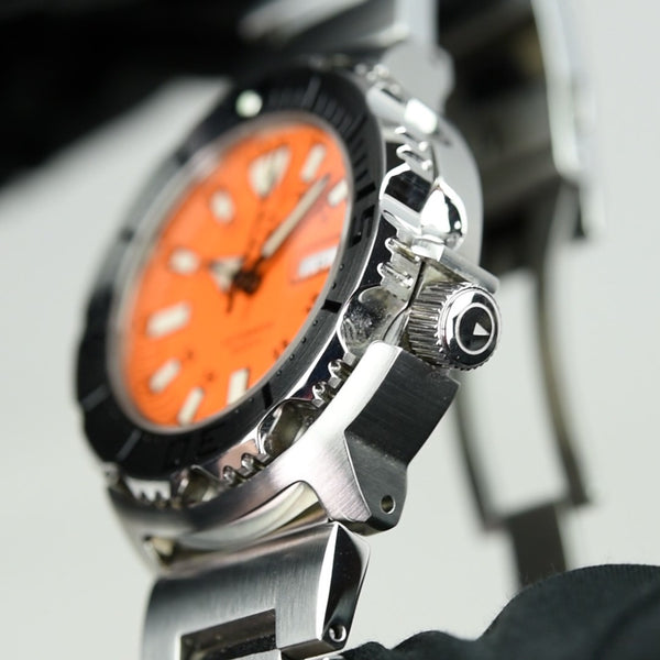 Islander Watch Automatic Dive Watch Orange Dial #ISL-94 (Pre-owned)