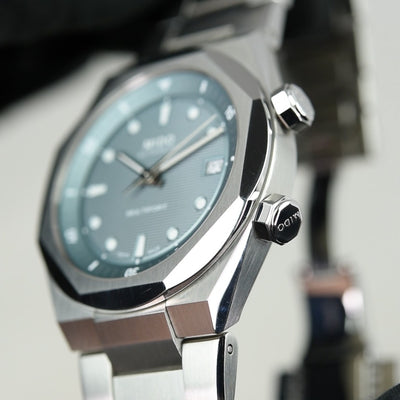 Mido Multifort 8 Two Crown M047.507.11.081.00 (Pre-owned)