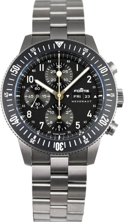 Fortis Novonaut N-42 Titanium Legacy (Pre-owned)