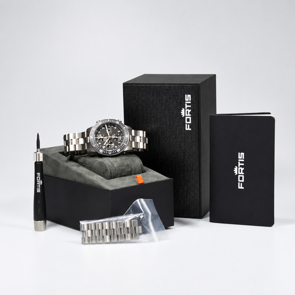 Fortis Novonaut N-42 Titanium Legacy (Pre-owned)