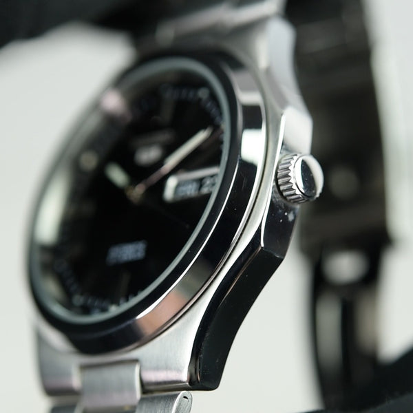 Seiko 5 SNKK47 (Pre-owned)