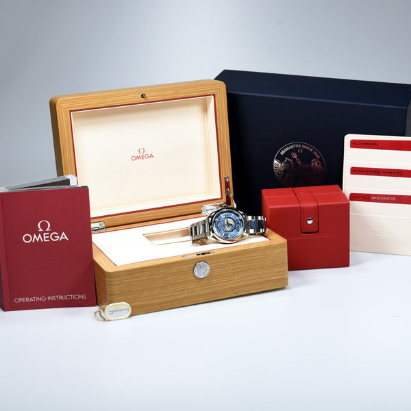 Omega Seamaster Aqua Terra GMT Worldtimer Summer Blue 220.10.43.22.03.002 (Pre-owned)