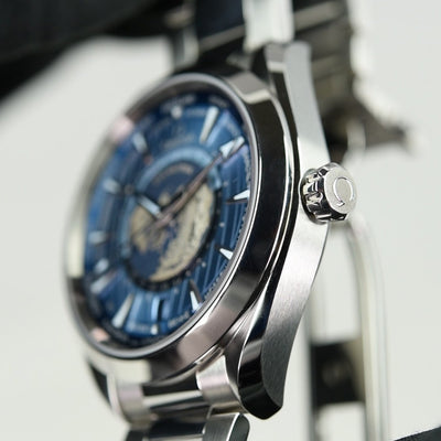Omega Seamaster Aqua Terra GMT Worldtimer Summer Blue 220.10.43.22.03.002 (Pre-owned)